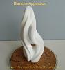 sculpture abstraite en st�atite de couleur blanche denomm�e blanche apparition