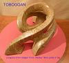  Sculpture abstraite en st�atite de couleur ocre nomm�e toboggan